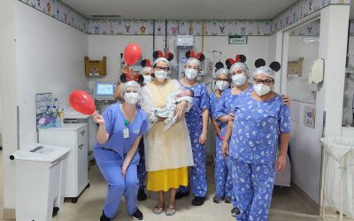 Gêmeos comemoram ‘mesversário’ na UTI pediátrica do Hospital Estadual de Itumbiara